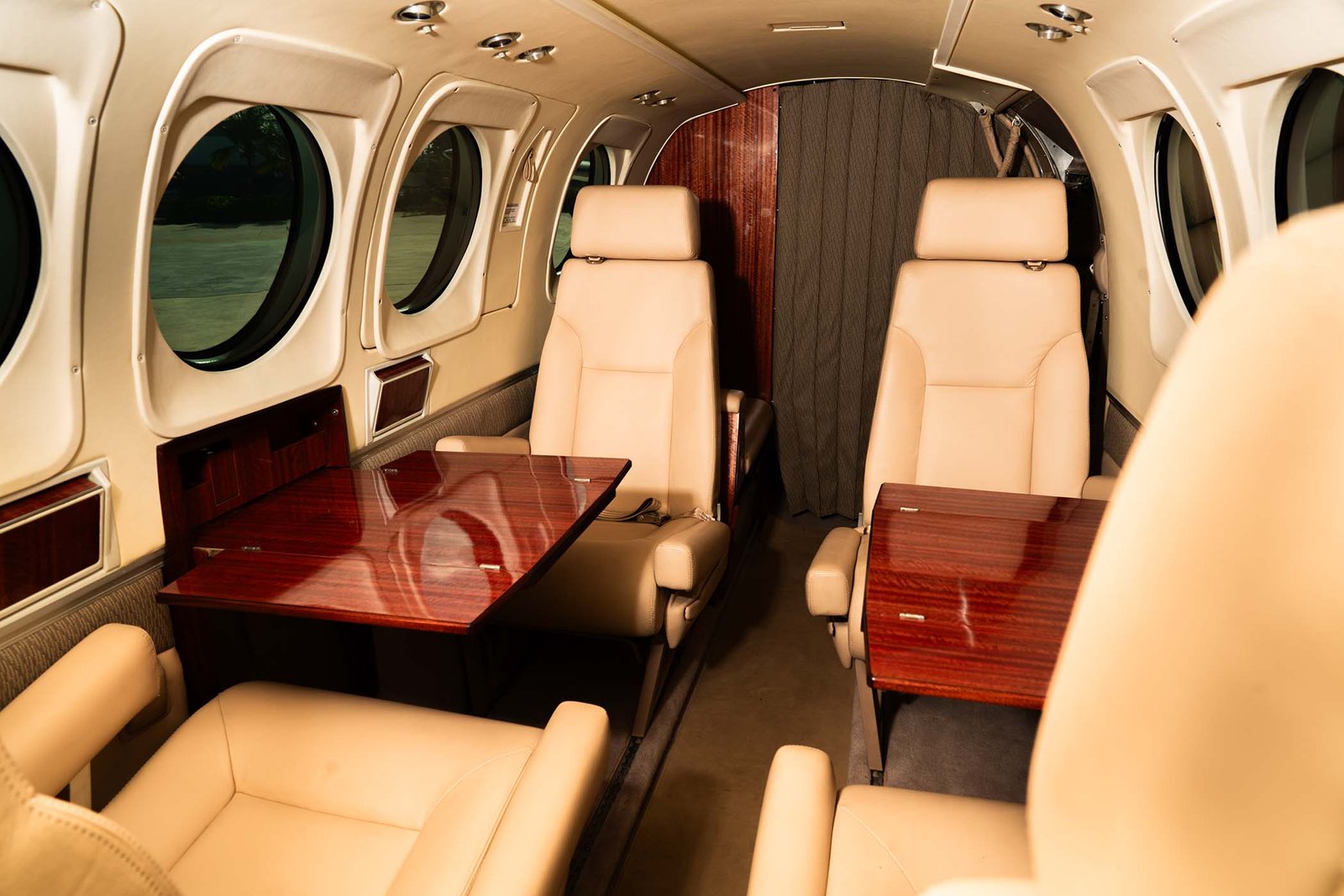 King Air 90 cabin